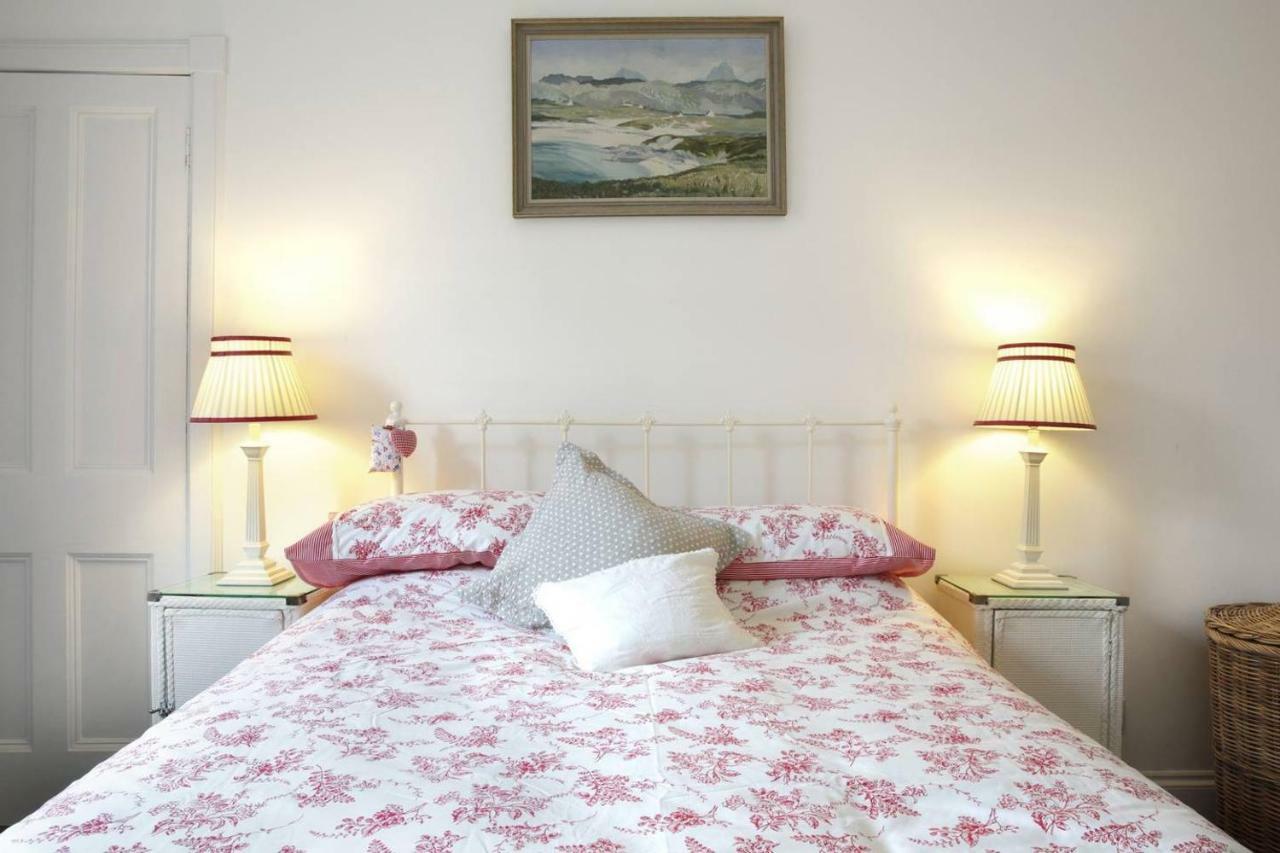5 Star Beautiful & Vintage, Spacious Apt In Chic Location! Edinburgh Exterior photo
