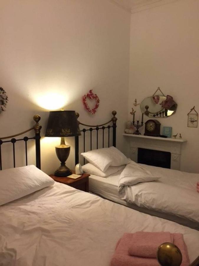 5 Star Beautiful & Vintage, Spacious Apt In Chic Location! Edinburgh Exterior photo